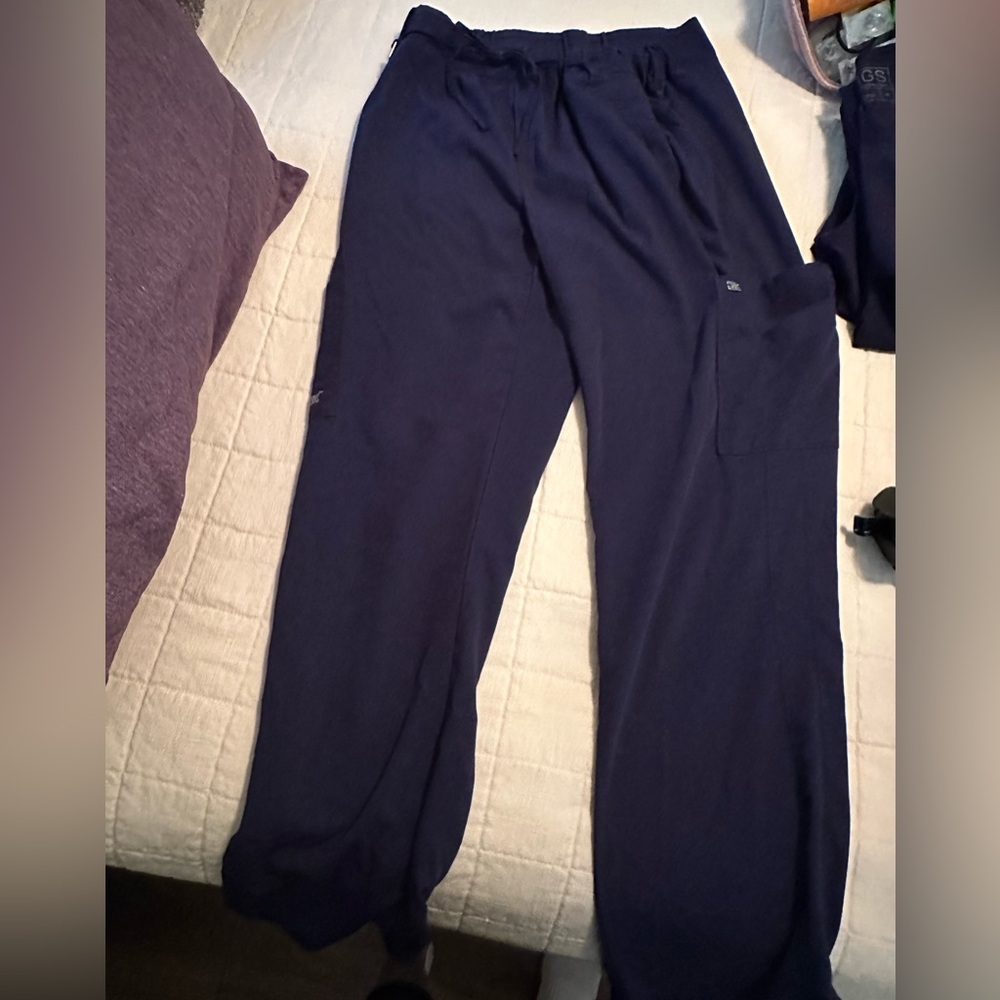 Medium Greys Antony by Barco scrub pants, navy